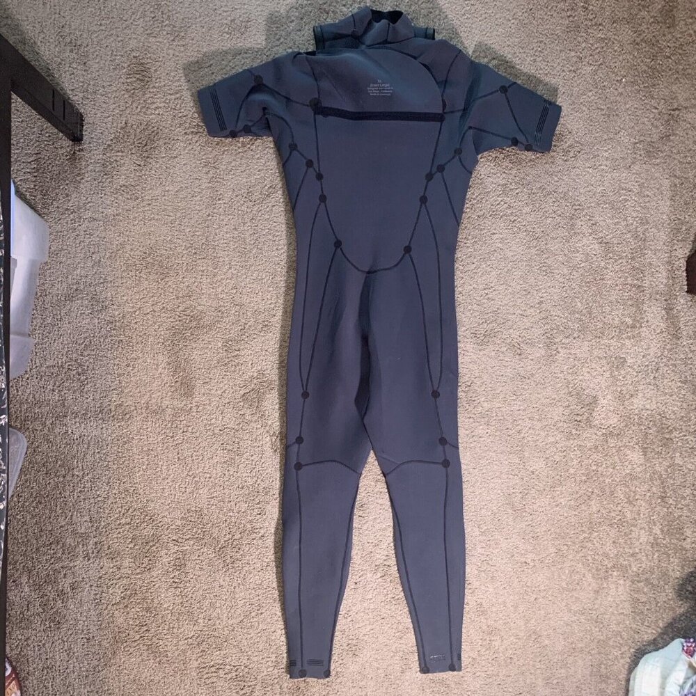 Xterra Wetsuit  Black XL Longsleeve Flexible Thermal Full Body Surfing Cold